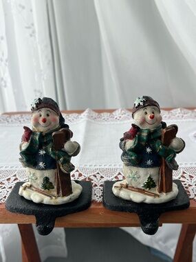 Vintage Resin Snowman Skier Mantel Stocking Holders